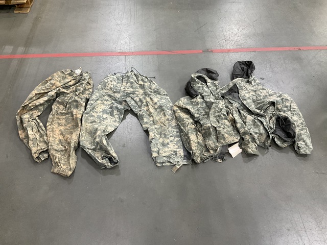 (29) Wet Weather Jackets, (15) Wet Weather Trousers & Assorted Items (29) Wet Weather Jackets, (15) Wet Weather Trousers & Assorted Items