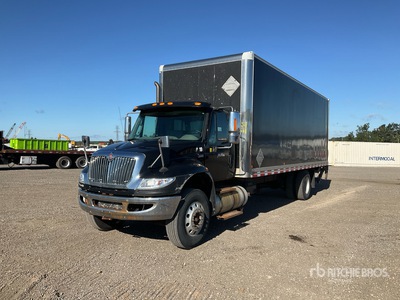 2012 International 4300M7 SBA Durastar 4x2 Van Truck