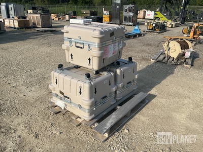(3) Storage & Shipping Cases