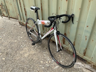 Giant Defy Bicycle