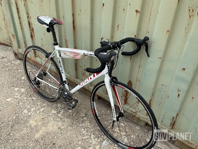 Giant Defy Bicycle