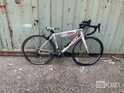 Giant Defy Bicycle