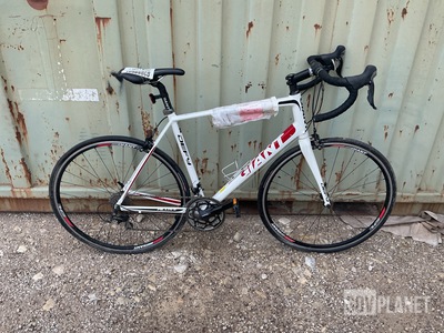 Giant Defy Bicycle