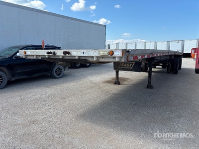 2009 East 48 ft T/A Spread Axle Remorque à plateau