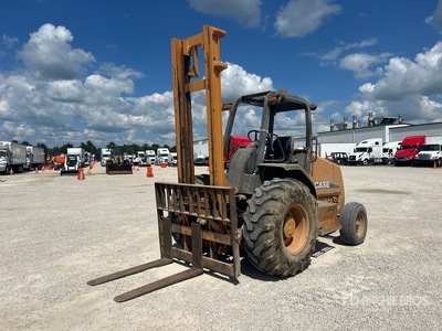 1992 Case 586G 8000 lb 4x2 Chariot élévateur tout terrain