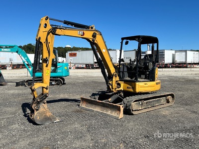 2021 Cat 305E2 CR Minikoparka