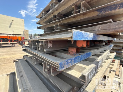 Quantity of (2) 6 ft x 8 ft Aluminum Osłona wykopu