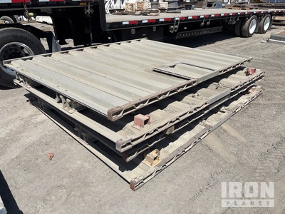 Qty of 1 8 ft x 12 ft Aluminum معدات بناء متنوعة