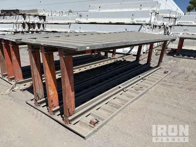 Qty of 1 6 ft x 16 ft Aluminum معدات بناء متنوعة