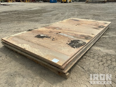 Quantity of (6) 8 ft x 15 ft (1.25 in Thick) Road Plaques d'acier