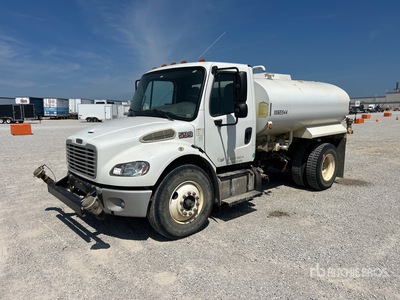 2014 Freightliner M2 106 4x2 Water Truck