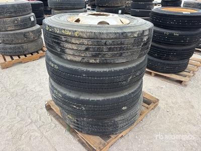 Quantity of 4  Unknown or N/A Michelin XZE2 11R22.5 Radial Tires