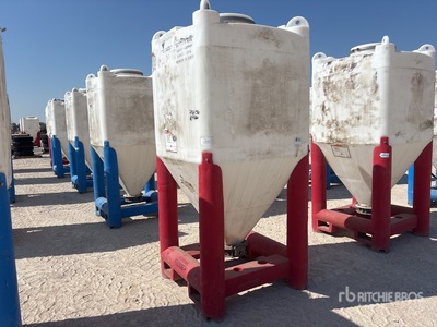 Snyder Flowmaster Plastic Hopper معدات الحاويات المتنوعة