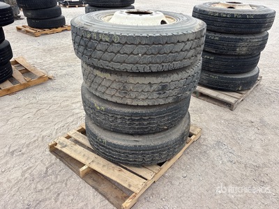 Quantity of (4) Michelin XZE2 11R22.5 Tires
