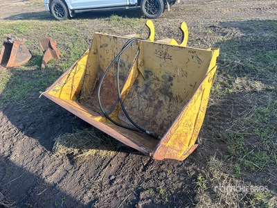 61 in Hydraulic Tilting Cleanup Cazo para excavadora