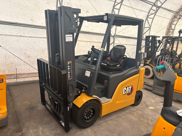 2024 (unverified) Cat 3EP6000 5970 lb Electric Forklift (Unused)