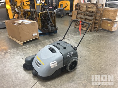 2024 Advance TERRA 28B Walk-Behind Electric Barredora