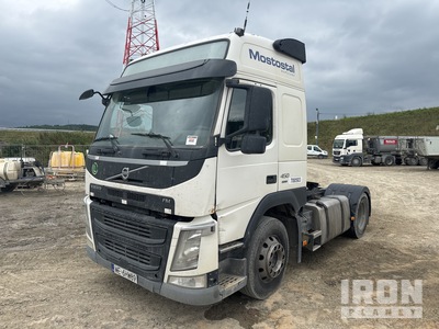 2016 Volvo FM450 4x2 S/A Sleeper Truck Tractor