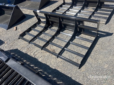 2025 Kit Containers QT-LP 72 in Skid Steer Landplane