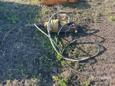 Hydraulic Excavator Attachment Rotary Actuator w/ Hoses