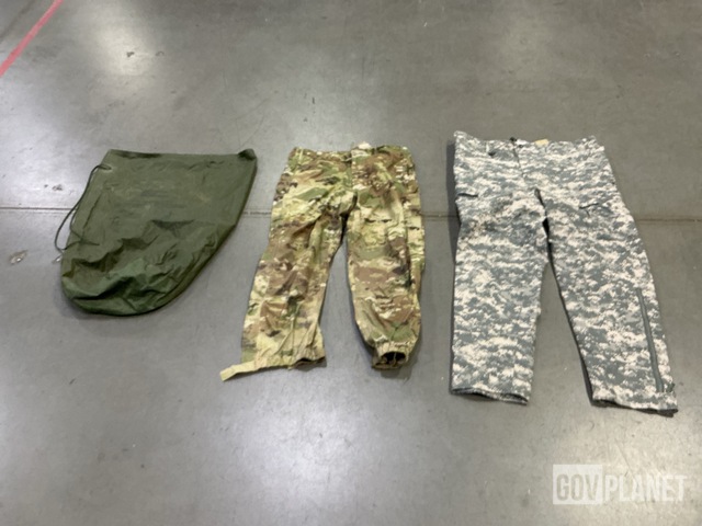 (282) Ammunition Pockets, (20) Jackets, (17) Clothing Bags & Assorted Items