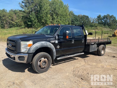 2015 Ford F-550 XL 4x4 Crew Cab Camion à Plateau