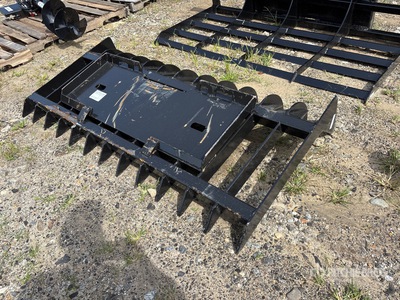 2025 Kit Containers QT-RR-70 70 in Skid Steer Root Rake (Unused)