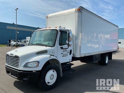 2004 Freightliner M2 106 4x2 شاحنة فان