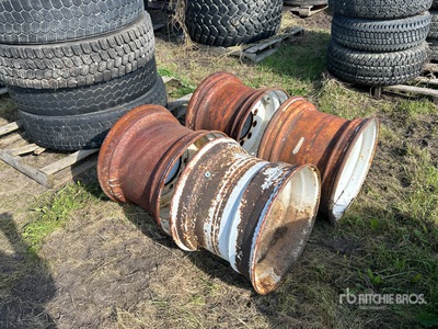 Quantity of (4) 22.5 in Steel Rims