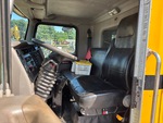 Cab with Seats/armrests