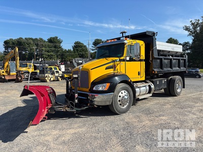 2021 Kenworth T270 4x2 Salt box and spreader Camion à benne essieu simple