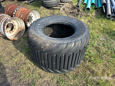 BKT Flotation 648 700/40R22.5 إطارات المعدات