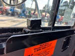 Cab with Window Controls