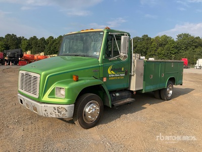 2000 Freightliner FL 70 Ciężarówka użytkowa