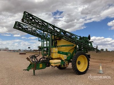 2004 John Deere 832 Feldspritze