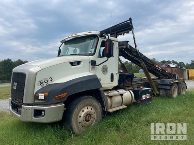 2014 Cat CT660S 6x4 Roll-Off Truck (Inoperable)