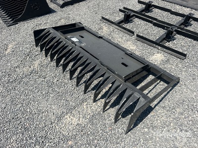 2025 Kit Containers QT-RR-70 70 in Skid Steer Root Rake (Unused)
