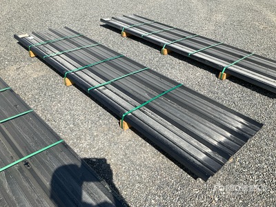 Quantity of (50) 2025 Kit Containers 12 ft Corrugated Tin Divers - Matériaux de construction (Unused)