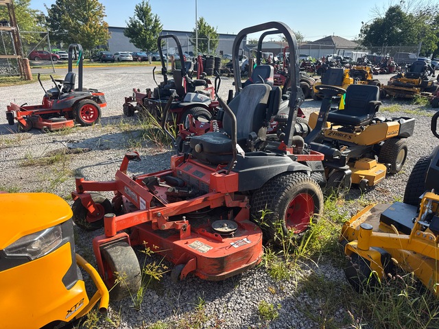 2021 Kubota Z726XKW-2-60 Zero-Turn Lawn Mower