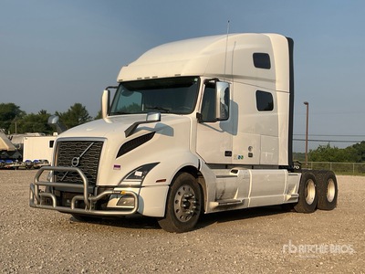 2021 Volvo VNL760 6x4 T/A Sleeper Truck Tractor