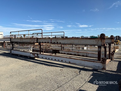 Quantity of (2) 32 ft x 121 in Landing Platforms Varios otros
