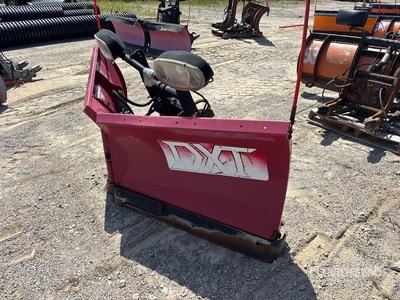 Boss 8 ft 2 in Power-V Pług do śniegu
