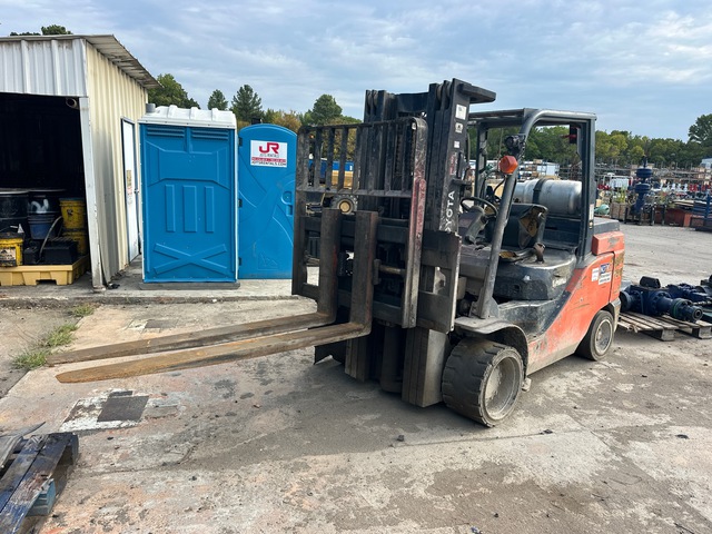 2019 Toyota 8FGC55U-BCS 10950 lb Forklift (Inoperable)