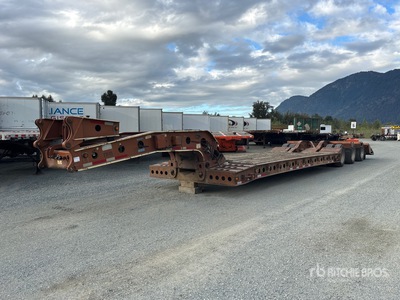 2006 K-Line Tri/A Removable Gooseneck Lowboy Trailer