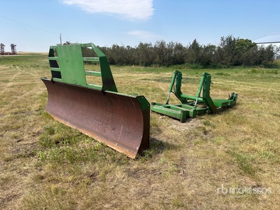 John Deere 12 ft Tractor Dozer