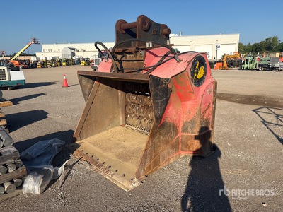 2013 Allu DH417-40 68 in Excavator Screening Bucket