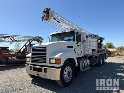 Bainard Killman Drill company on 2015 Mack CHU 6x4 ドリルトラック