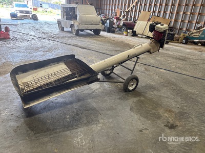 Johnson 1 in x 10 ft Transfer Grain Auger