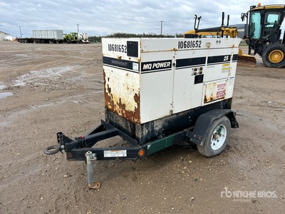Whisperwatt DCA-25SSIU4F 20 kW Mobile 発電機セット (250-749 kw/310-950 kva)