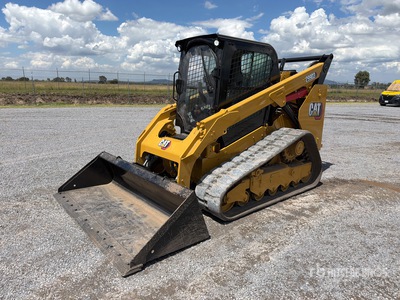 2020 Cat 299D3 Two-Speed High Flow Minicargador / لودر بجنزير
